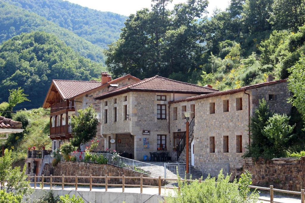 Posada Sobrevilla Эспинама Экстерьер фото